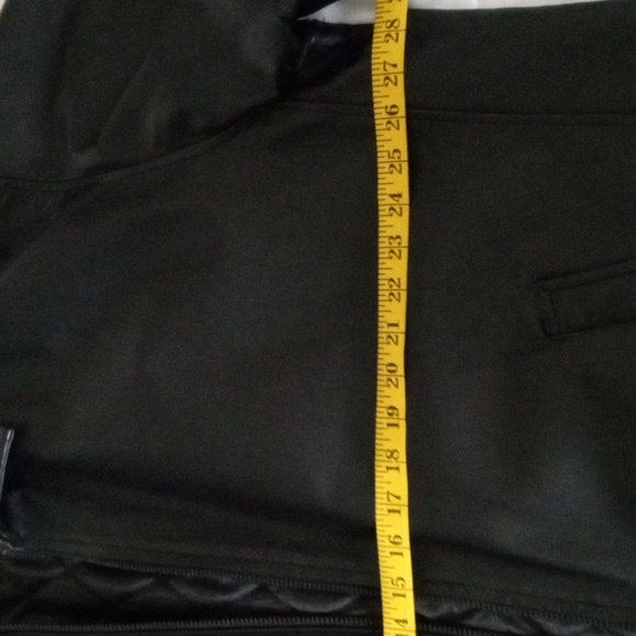 MEN'S GENUINE BLACK LEATHER JACKET (EUC) SIZE 3XLT - Picture 3 of 4